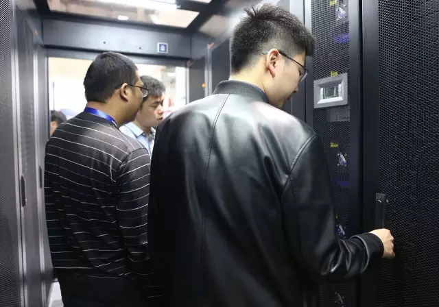 南宫体育app一体化数据中心机房